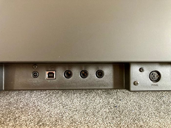 Kawai ES-120 B