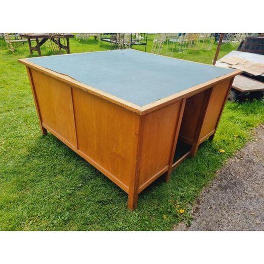 Double Sided Desk KAS762