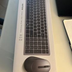 Dell Multi-Device Wireless Keyboard and Mouse Combo (Model: KM7120W)