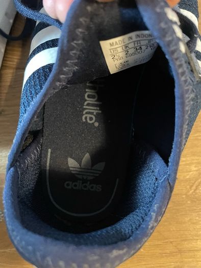 kids runners trainers Adidas swift run X Core  size 2 brand new