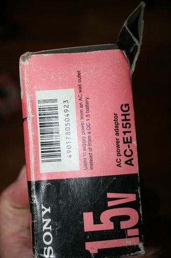 Sony AC-E15HG charger