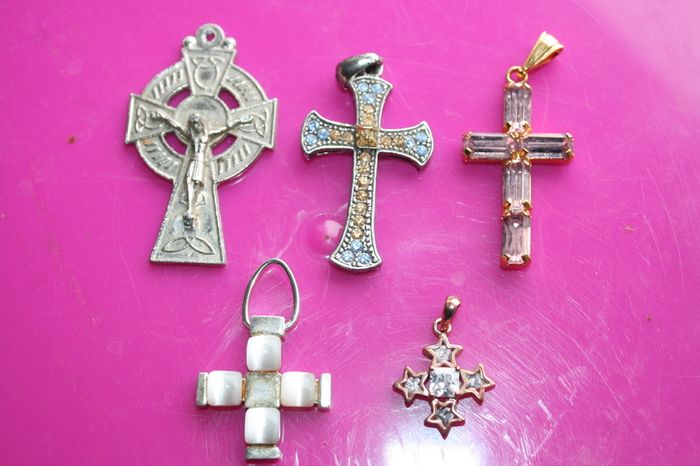 Collection of 5 Crosses Jesus Christian Onyx Zirconia Others 5cm , 3,5cm