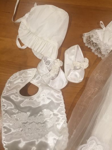 Mixed lot baby items