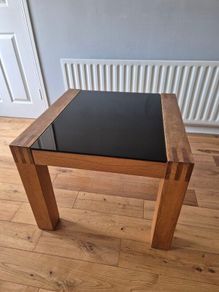 Solid wood coffee table glass top