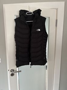 Sleeveless Hooded Jacket