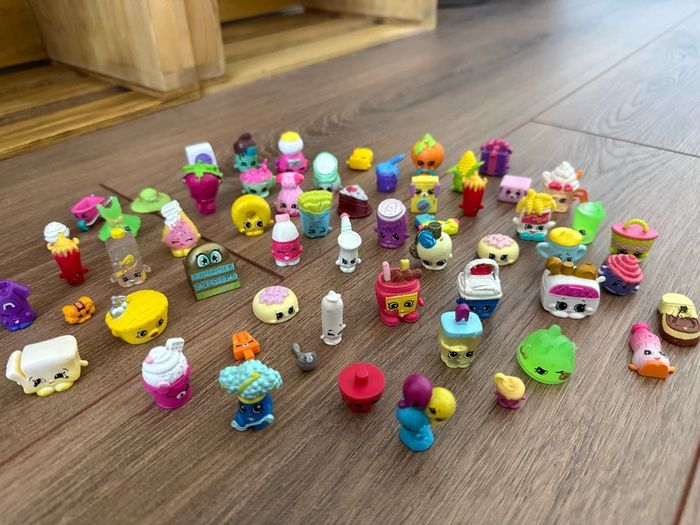 Shopkins collection of Shopkins toys, mini figures, dolls and accessories