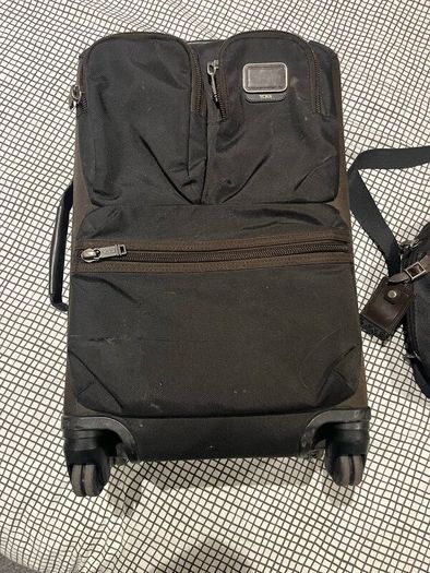 Tumi Luggage Set