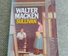 Walter Macken Sullivan 1976 Pan Books in good condition FREE STANDARD POSTAGE INCLUDED