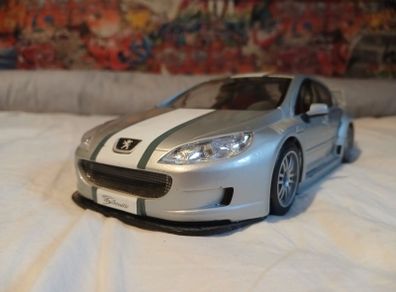 1:87 diecast model Peugeot 407 silhouette concept car