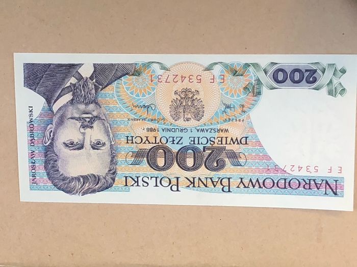 UNCIRCULATED Crisp  Polish banknotes x 5