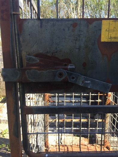 Roller cage trolley