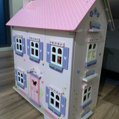 Dolls house wooden