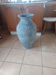 Vintage Egyptian flower plant pot