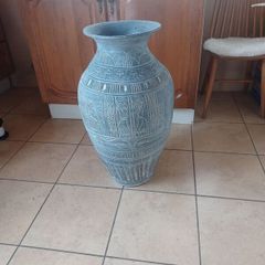 Vintage Egyptian flower plant pot