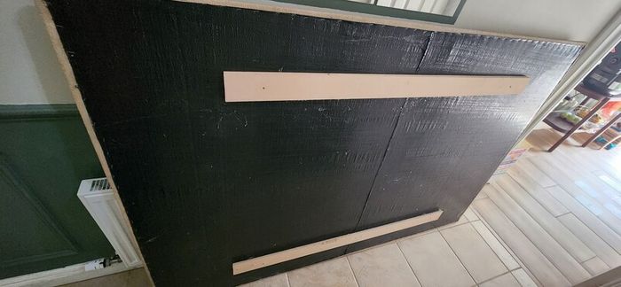 headboard