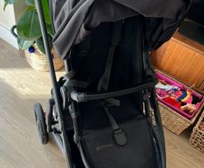 Uppababy Cruz V2