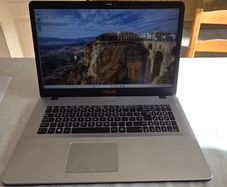 Asus Vivobook N705U - 17" Intel i7-8th Gen. GTX1050
