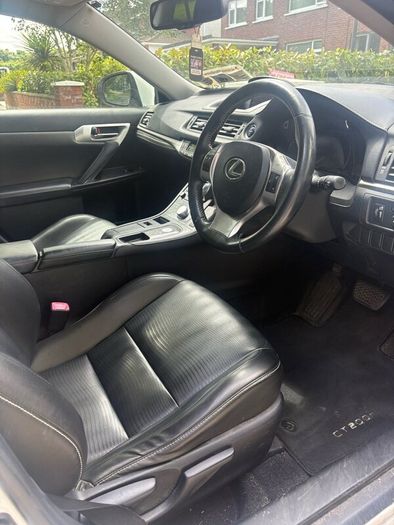 Lexus CT200h 2013