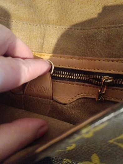 Handbag