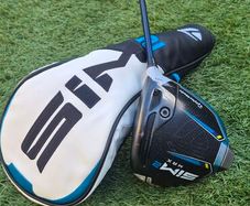 Taylormade sim2 max driver