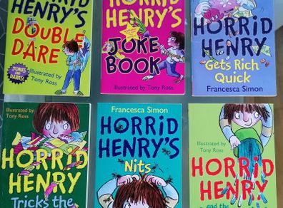 6 Horrid Henry's Books
