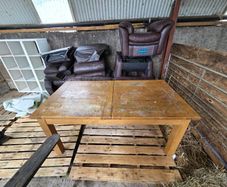 Kitchen table