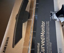Samsung 27" curved monitor