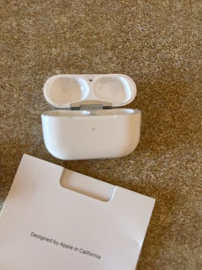 AirPods Pro (case only) A2700