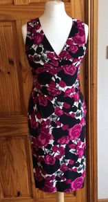 Phase Eight Ladies Black and Cerise Pink Floral Ocassion Dress Size 12 including postage