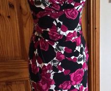 Phase Eight Ladies Black and Cerise Pink Floral Ocassion Dress Size 12 including postage