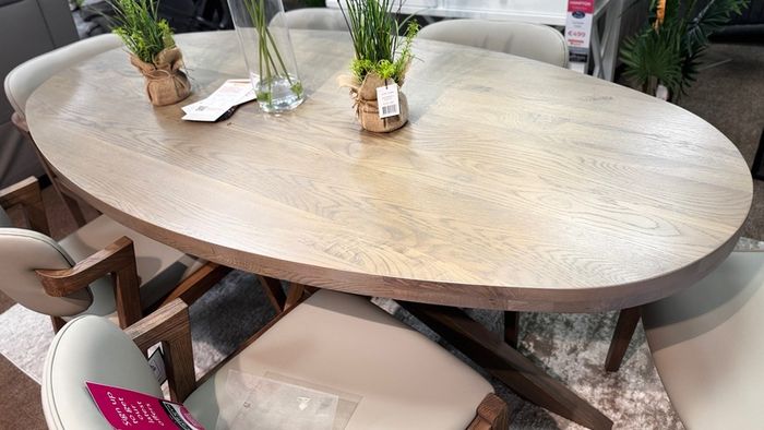200cm Oval Scandinavian Oak dining table, Like New