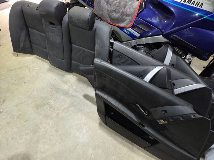 BMW E60 Full Interior (See all photos)