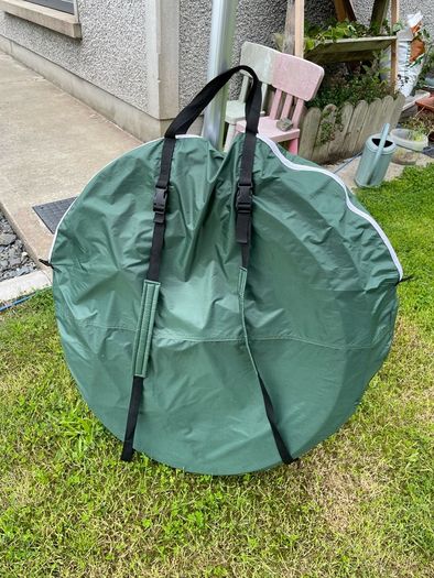 New Pop Up 2-4 Man Tent