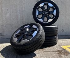 Genuine Volkswagen Indianapolis 19" Alloy Wheels - Like New, Good Year