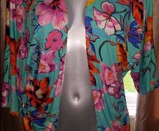 South floral kimono would fit sizes 10 to 16 Perfect condition Postage included