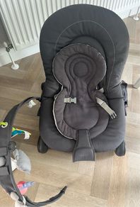 Baby bouncer