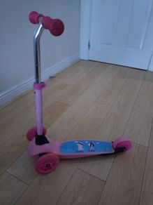 Kids three wheel scooter max 20kg