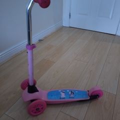 Kids three wheel scooter max 20kg