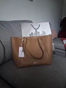 Ladies Guess Tote Handbag