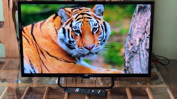 JVC 32-inch Full HD Smart TV