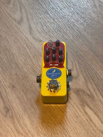 Bananana Effects Matryoshka Bass Synth