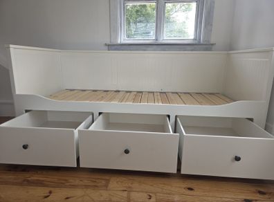 Ikea drawer bed