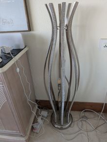 Floor lamp