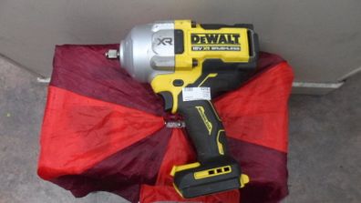 DeWalt 1/2" Torque Impact Wrench (DCF961)