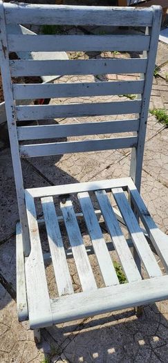 4 garden chairs