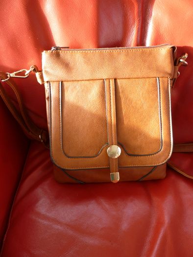 Hand Bag Crossbody Brown Faux Leather Multi Pocket Handbag- Purchased In Carraig Donn