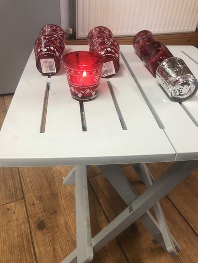 Tea light holders