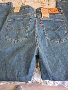 Ladies Levi Jeans