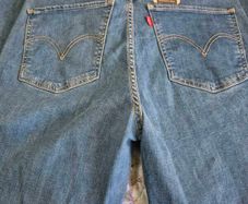 Ladies Levi Jeans