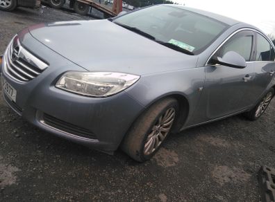 Opel insignia for breacking 2.0 diesel